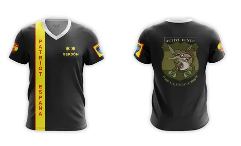 T-Shirts: T-022